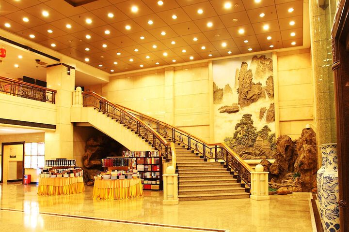 Hotel Interior 3 of 36