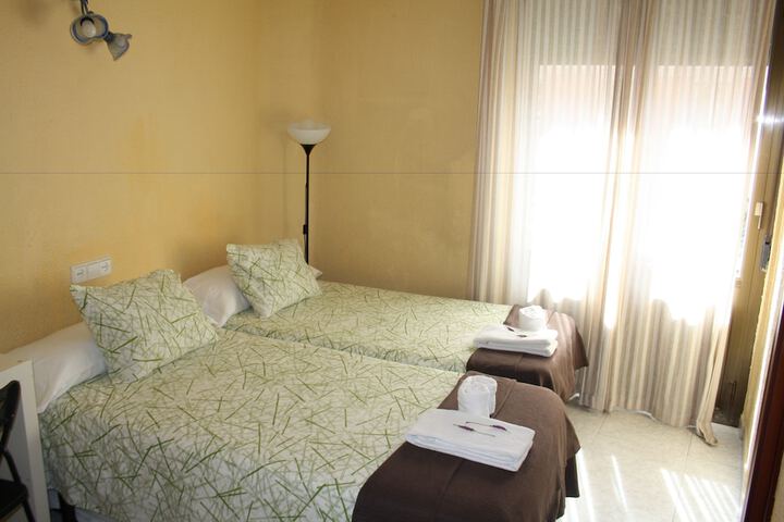 Room 16 of 62