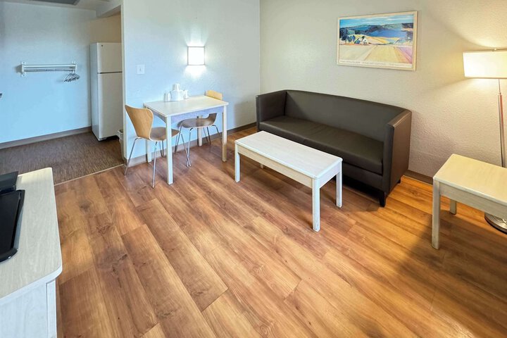 Room 26 of 75