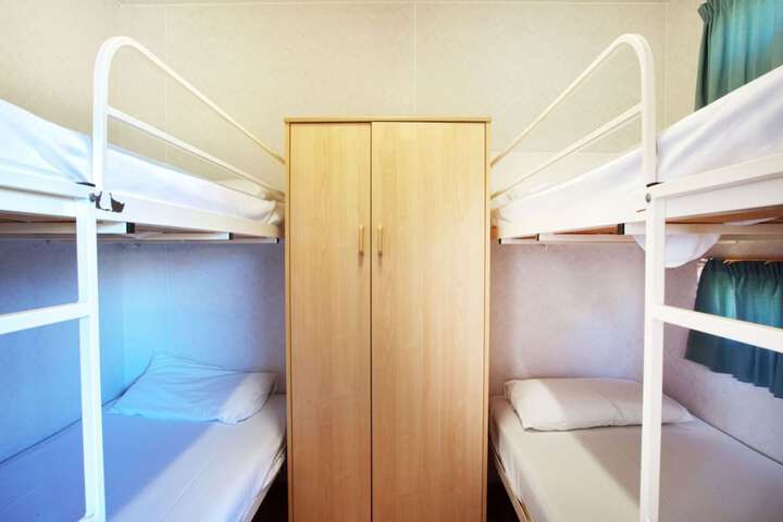 Room 6 of 131