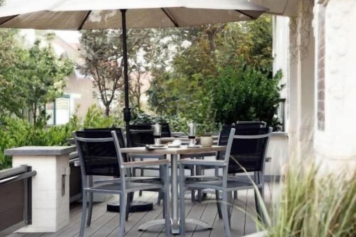Terrace/Patio 19 of 47