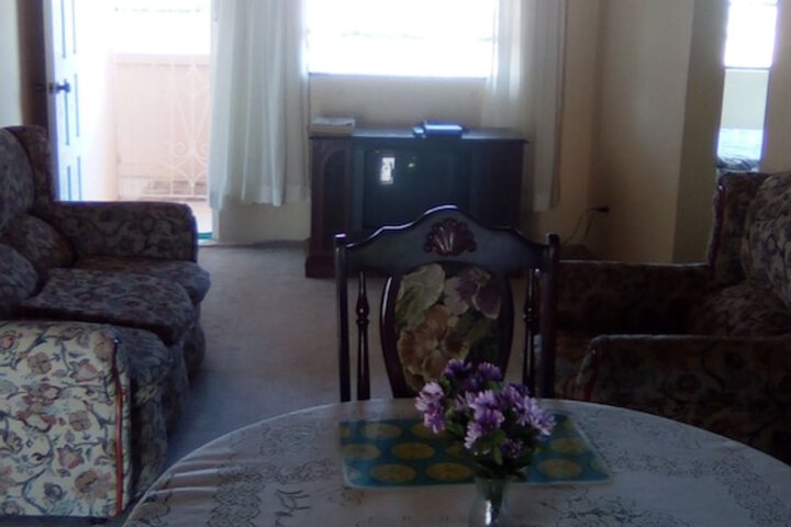 Room 12 of 26