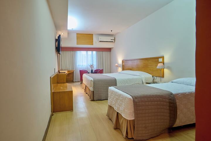 Room 16 of 145