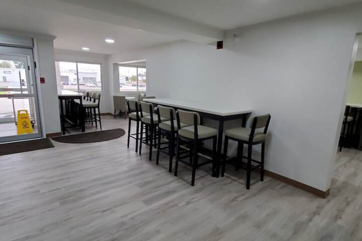 Hotel Interior 9 of 38