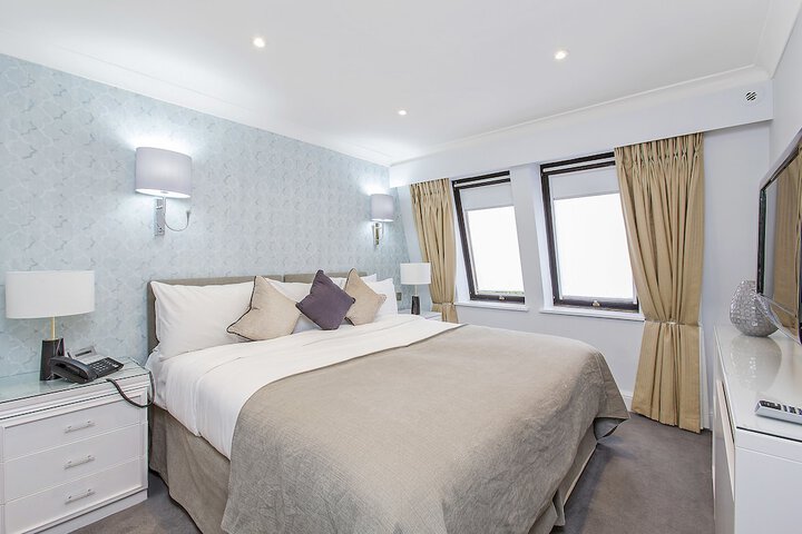Room 10 of 181