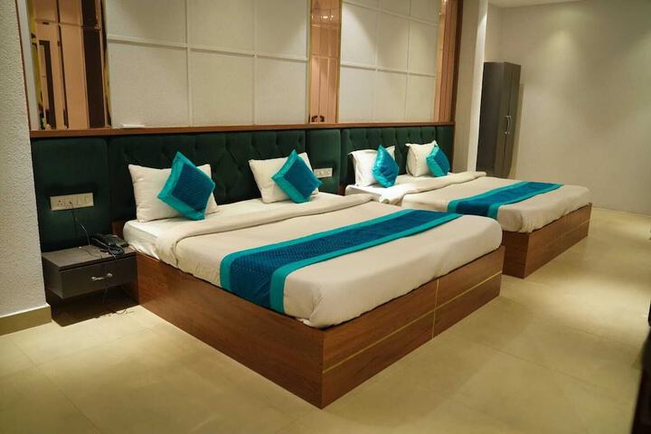 Room 22 of 50