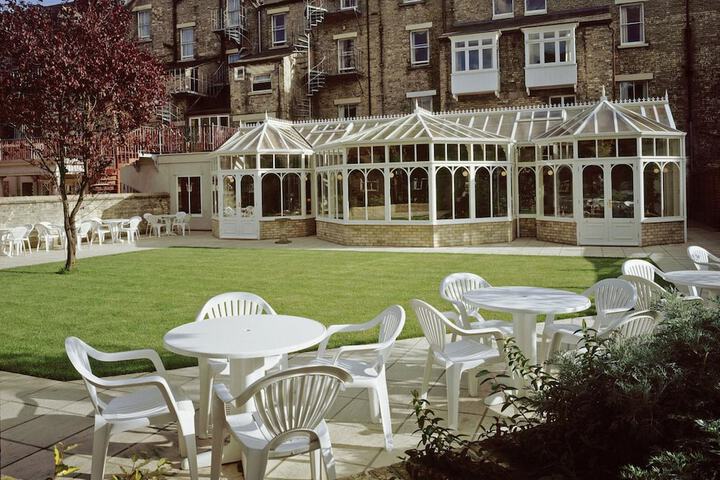 Hotel Exterior 43 of 43