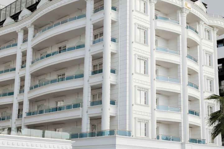 Hotel 61 of 62