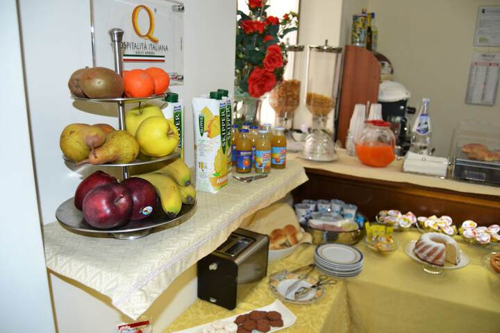 Dining Photos