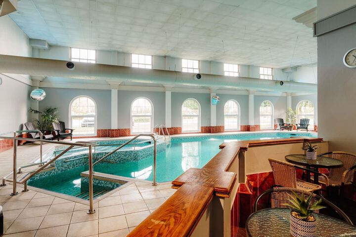 Pool 55 of 157