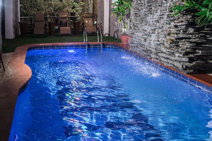 Pool 32 of 45