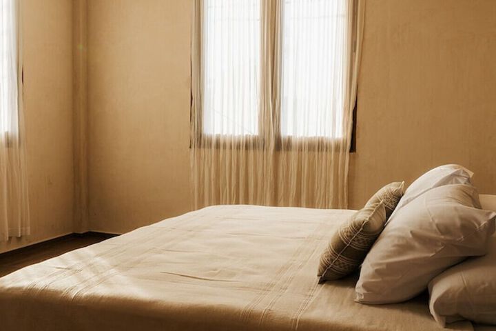 Room 19 of 83
