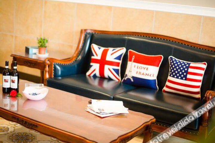 Hotel Interior 6 of 12
