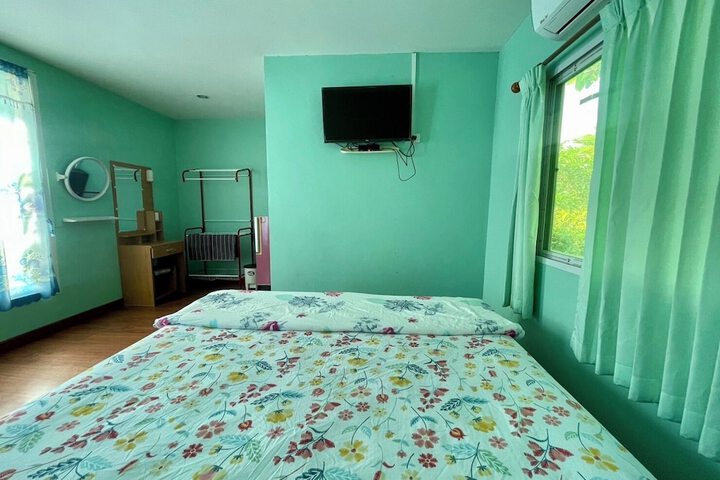 Room 37 of 96