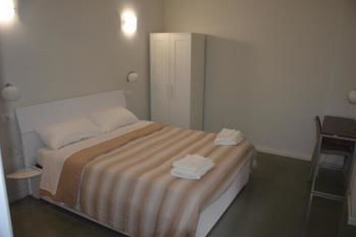Room 19 of 32