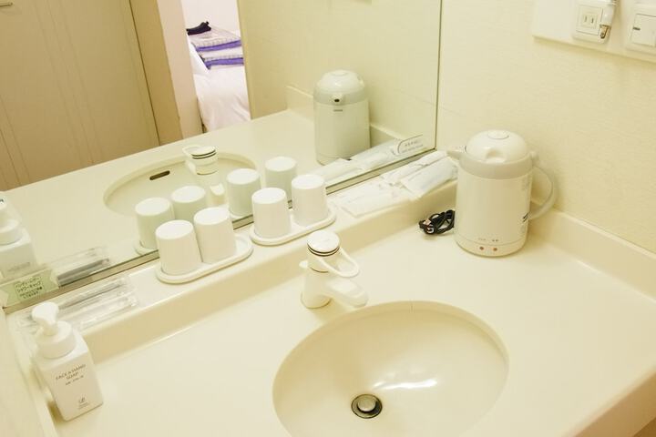 Room 4 of 88