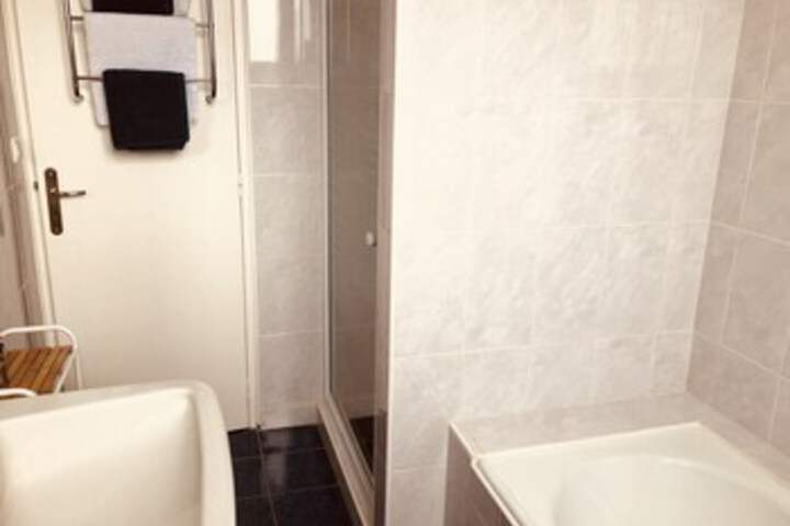 Room 5 of 25
