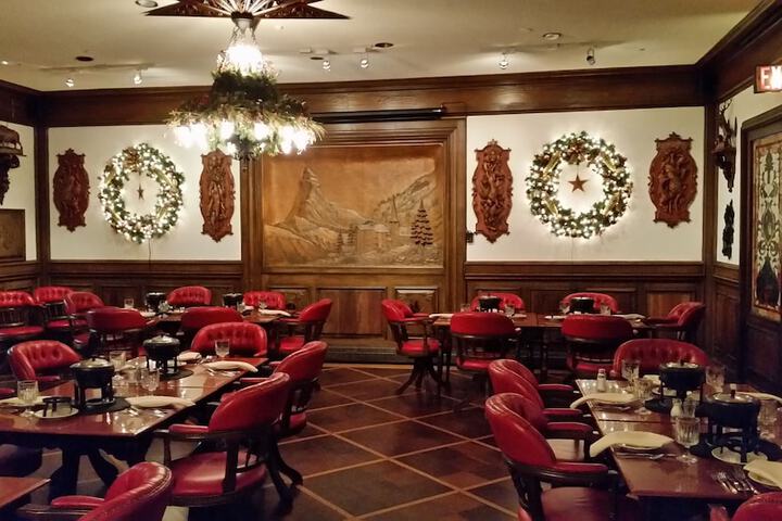 Dining 182 of 206