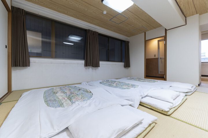 Room 13 of 62