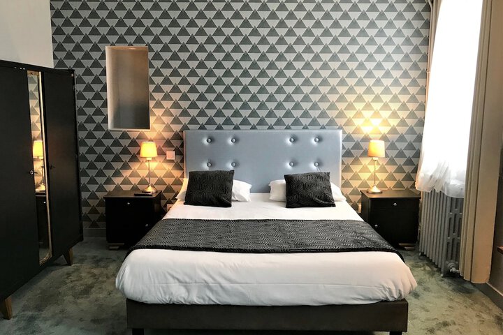 Room 13 of 71