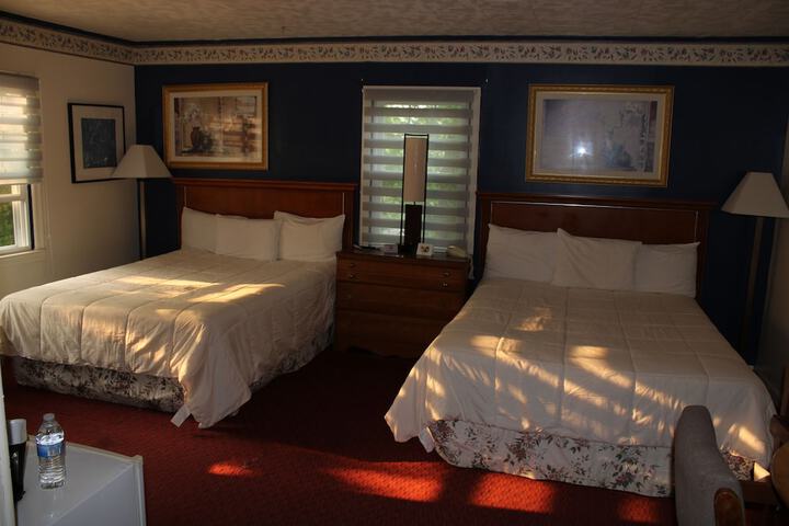 Room 9 of 39
