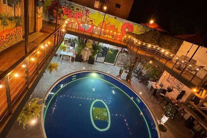Pool 25 of 27