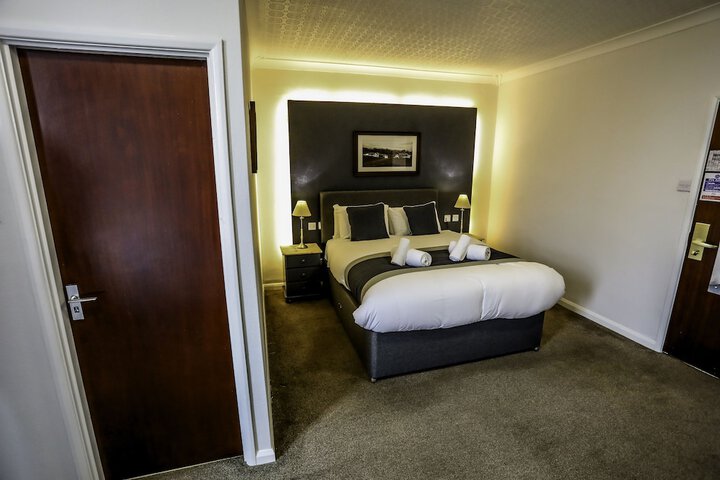 Room 17 of 52