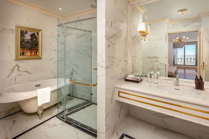 Bathroom Interior Photo