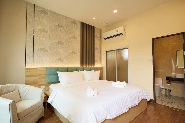 Room 19 of 32