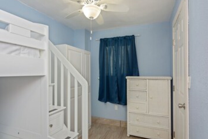 Room 98 of 130