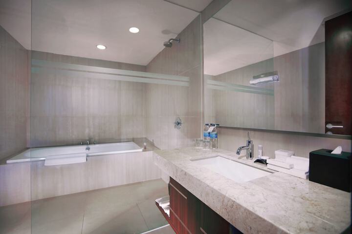 Room 20 of 34