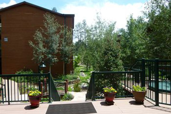 Sundeck 82 of 87
