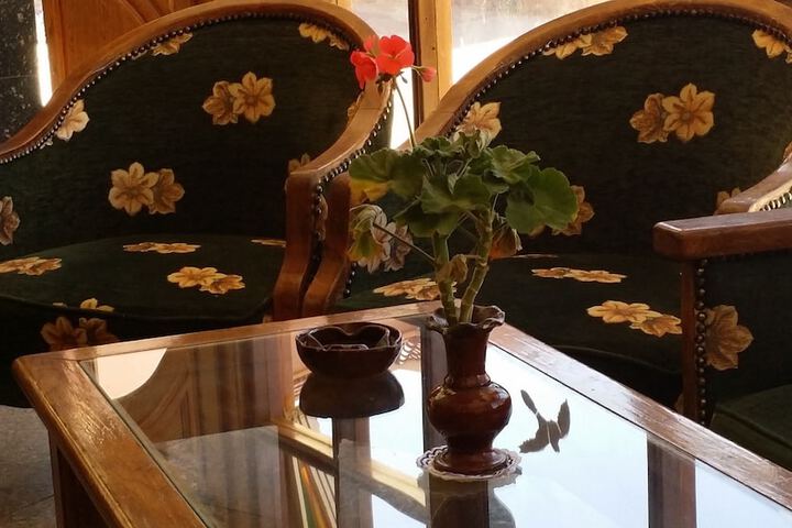 Guest Lobby