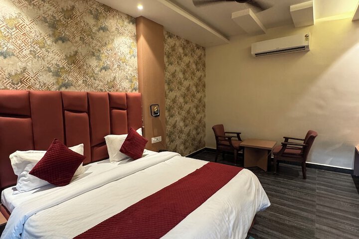 Room 42 of 96