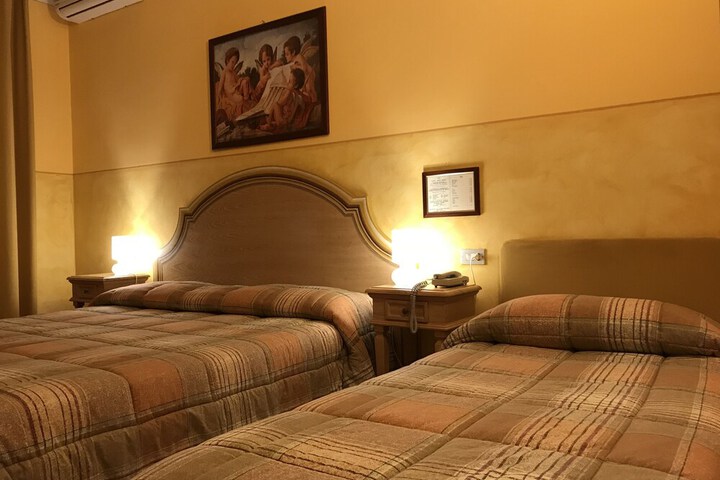 Room 14 of 46