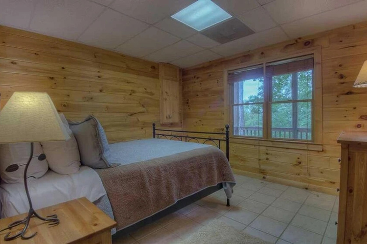 Room 2 of 15
