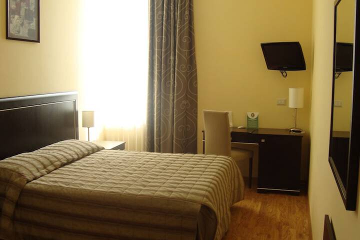 Room 15 of 45