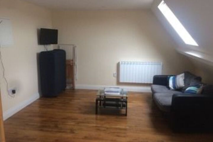 Room 25 of 32