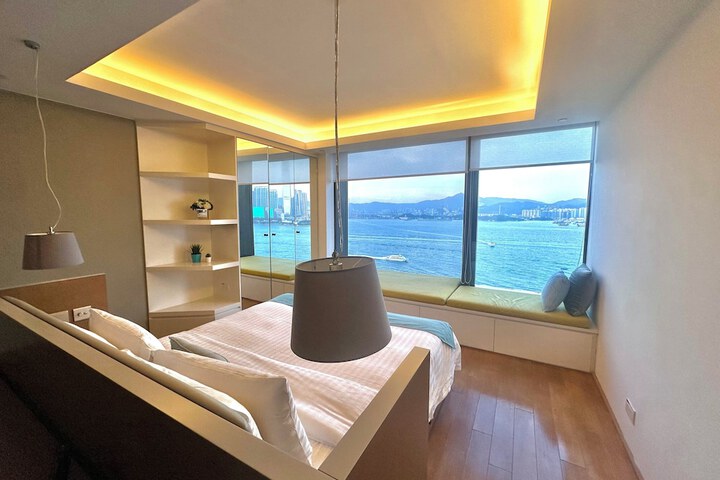 Room 19 of 60