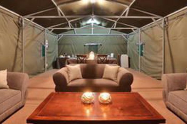 Room 4 of 6