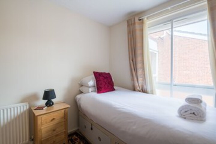 Room 18 of 25