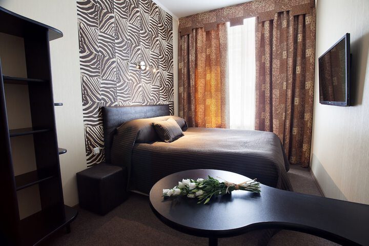 Room 6 of 47