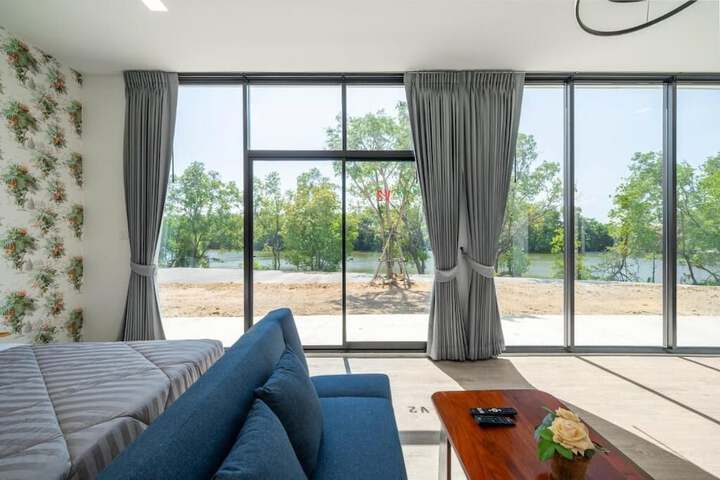 Room 3 of 26