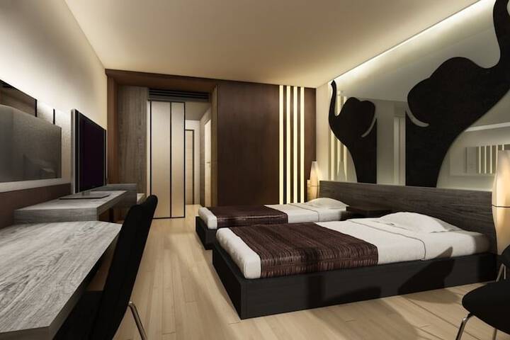 Room 10 of 60