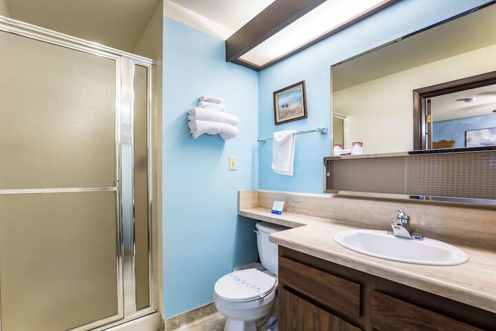 Room 32 of 48