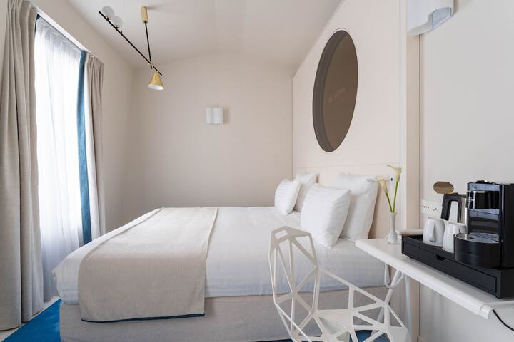 Room 15 of 134