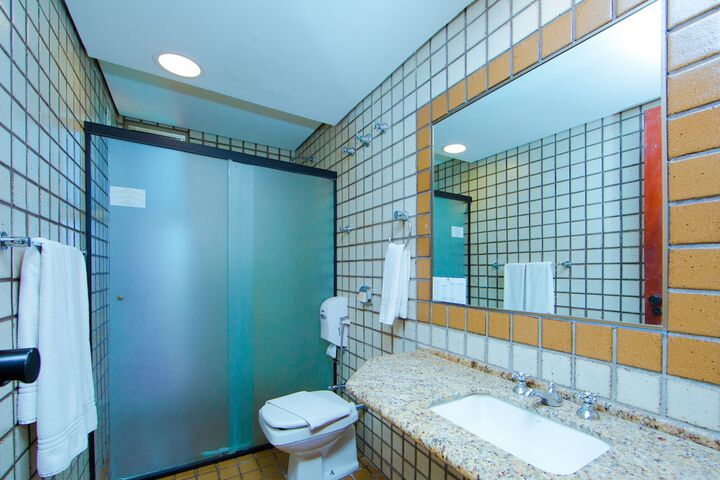 Clean Restrooms