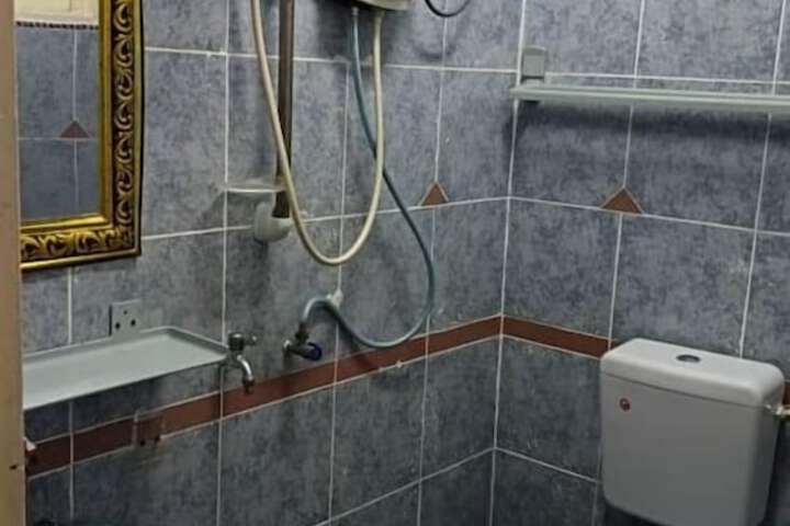 Room 40 of 73