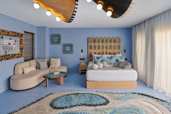 Room 42 of 116