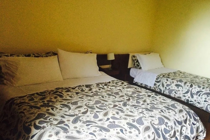 Room 3 of 25